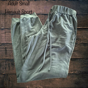 Adult small Henault Sport pants